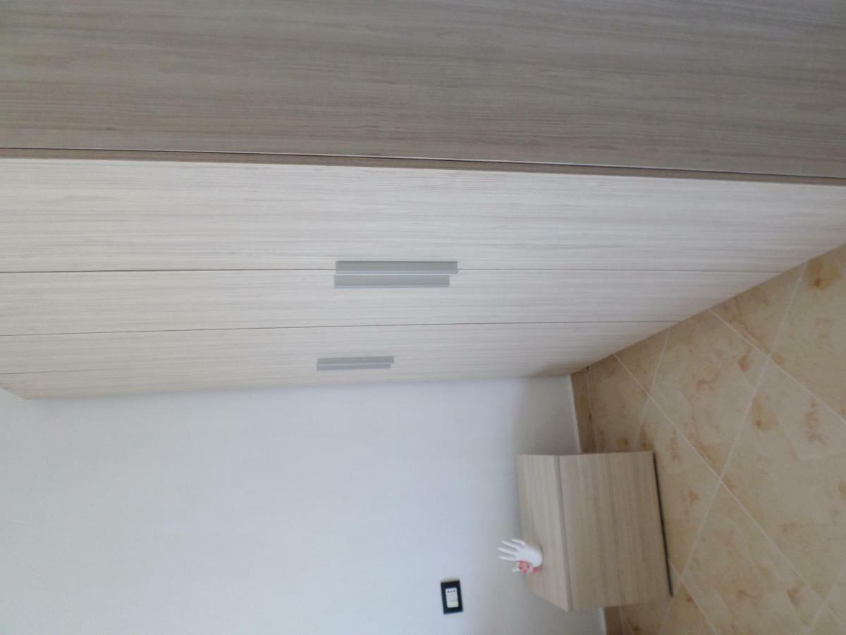 Lindita'S Seaview Appartment Vlorë 外观 照片
