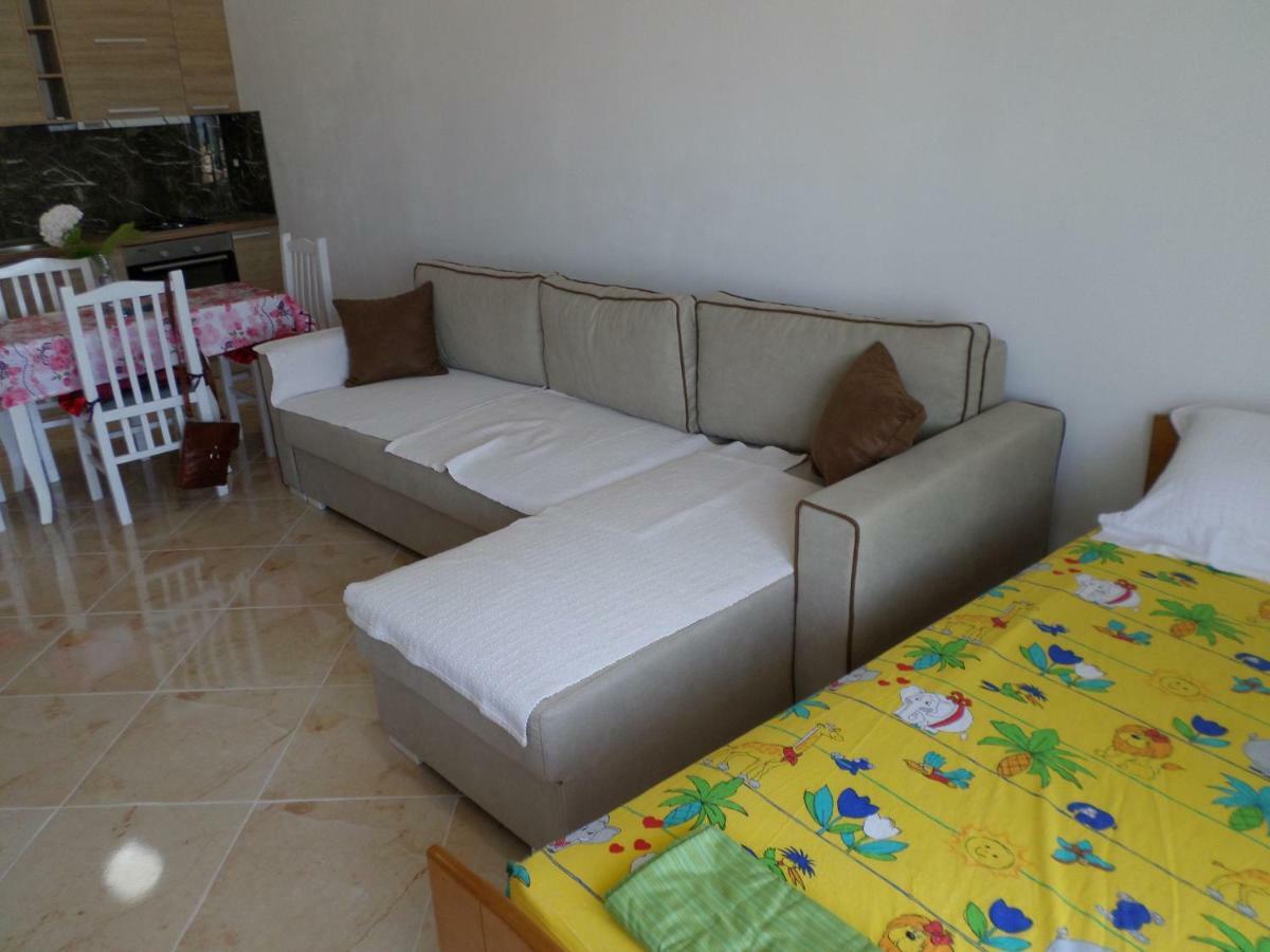 Lindita'S Seaview Appartment Vlorë 外观 照片